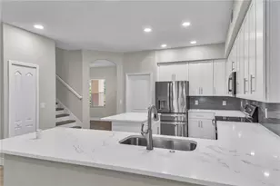 2640 Grove View Dr, Winter Garden, FL 34787 - Photo 3