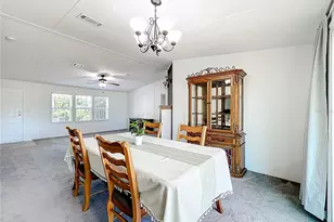 9040 Mercury Dr, Saint Cloud, FL 34773 - Photo 17