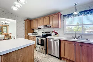 9040 Mercury Dr, Saint Cloud, FL 34773 - Photo 25