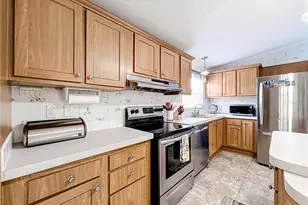 9040 Mercury Dr, Saint Cloud, FL 34773 - Photo 27