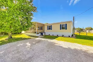 9040 Mercury Dr, Saint Cloud, FL 34773 - Photo 9