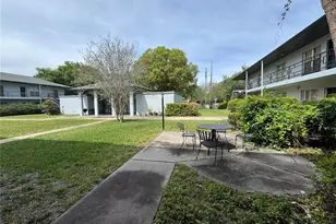 825 N Primrose Dr, Orlando, FL 32803 - Photo 11