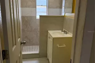 5410 Pecos St, Orlando, FL 32807 - Photo 5