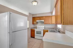 3073 Pine Tree Ave, Largo, FL 33771 - Photo 9