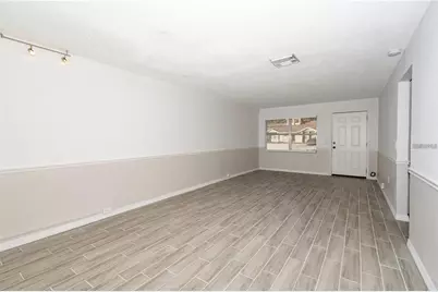 1267 Woodman Way, Orlando, FL 32818 - Photo 5
