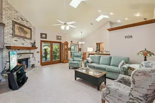 908 Almond Tree Cir, Orlando, FL 32835 - Photo 9
