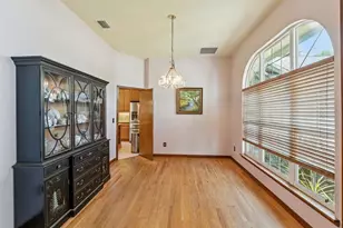 908 Almond Tree Cir, Orlando, FL 32835 - Photo 33