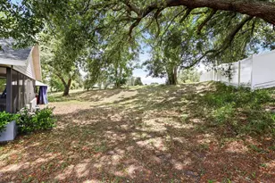 37153 County Rd 452, Grand Island, FL 32735 - Photo 35