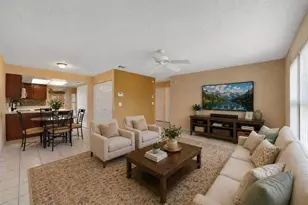 67 E Country Cove Way, Kissimmee, FL 34743 - Photo 5