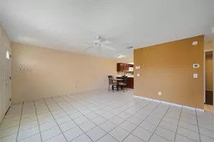 67 E Country Cove Way, Kissimmee, FL 34743 - Photo 21