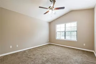 1310 Windsor Lake Cir, Sanford, FL 32773 - Photo 11