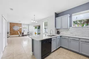 1811 Soldiers Pass, Saint Cloud, FL 34769 - Photo 3