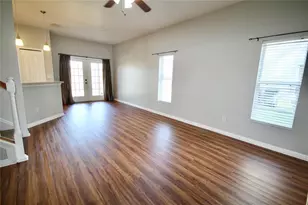 3773 Clubside Pointe Dr, Orlando, FL 32810 - Photo 7