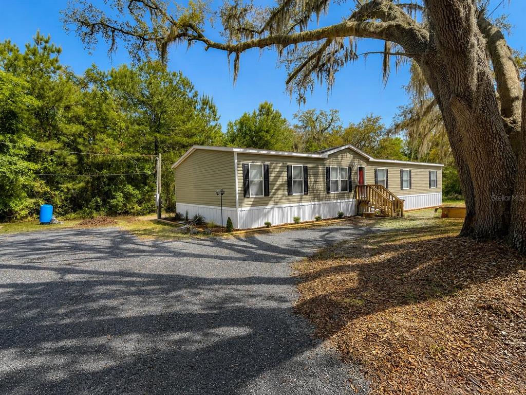 276 NW Battle Hill Ln - 276 NW Battle Hill Ln, Lake City, FL 32055 Luxury Property | Jose Angel Pina
