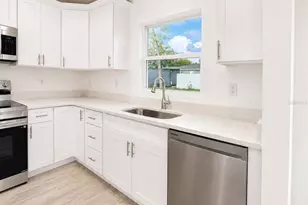 11081 SW 107th Pl, Ocala, FL 34481 - Photo 9