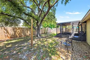 604 Limetree Dr, Oldsmar, FL 34677 - Photo 25