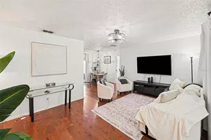 604 Limetree Dr, Oldsmar, FL 34677 - Photo 5