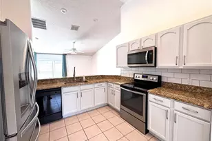 205 Paradise Woods Pl, Davenport, FL 33896 - Photo 7