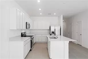 3107 Kurtz Ter, Davenport, FL 33837 - Photo 3