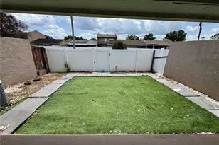 2704 Upsandown St, Orlando, FL 32837 - Photo 9