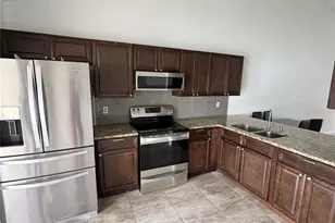 2704 Upsandown St, Orlando, FL 32837 - Photo 3