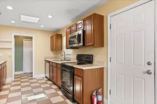 1739 Hinckley Rd, Orlando, FL 32818 - Photo 3