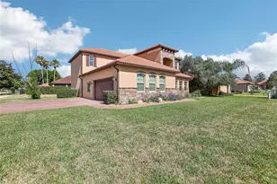 10151 Yonaomi Cir, Clermont, FL 34711 - Photo 3