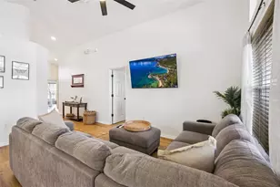 225 Tivoli Cir, Davenport, FL 33837 - Photo 23