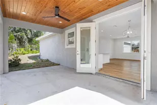 210 Paradise Dr, Deland, FL 32720 - Photo 27