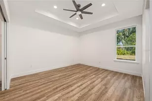 210 Paradise Dr, Deland, FL 32720 - Photo 15