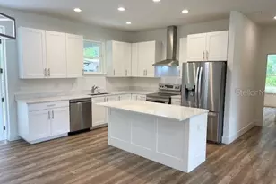 210 Paradise Dr, Deland, FL 32720 - Photo 5