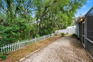 447 Dixie Hwy, Tarpon Springs, FL 34689 - Photo 25