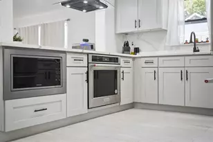 1915 Weber St, Orlando, FL 32803 - Photo 11