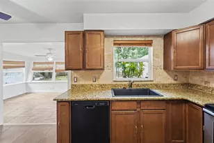 5529 57th Ave N, Saint Petersburg, FL 33709 - Photo 11