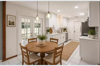 5009 Scarsdale Manor Lane, Orlando, FL 32818 - Photo 7