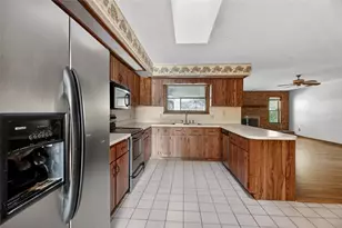 1620 Timbercrest Dr, Deltona, FL 32738 - Photo 11