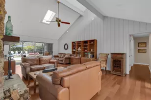 318 Valley Dr, Longwood, FL 32779 - Photo 9