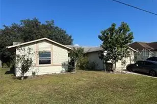 746 Maderia Ct, Kissimmee, FL 34758 - Photo 1