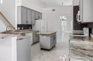 7843 St Andrews Cir, Orlando, FL 32835 - Photo 23