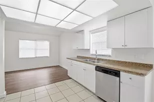 6707 64th Ln E, Palmetto, FL 34221 - Photo 13