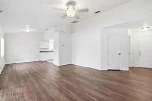 6707 64th Ln E, Palmetto, FL 34221 - Photo 5