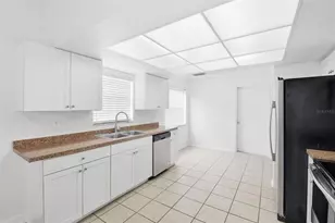 6707 64th Ln E, Palmetto, FL 34221 - Photo 17