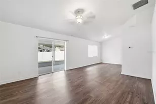 6707 64th Ln E, Palmetto, FL 34221 - Photo 7