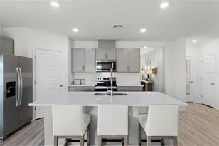 7851 Forrest Fox Way, Lakeland, FL 33810 - Photo 9