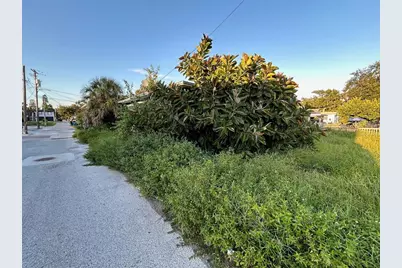 877 22nd Avenue S, Saint Petersburg, FL 33705 - Photo 15