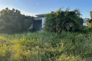 877 22nd Ave S, Saint Petersburg, FL 33705 - Photo 17