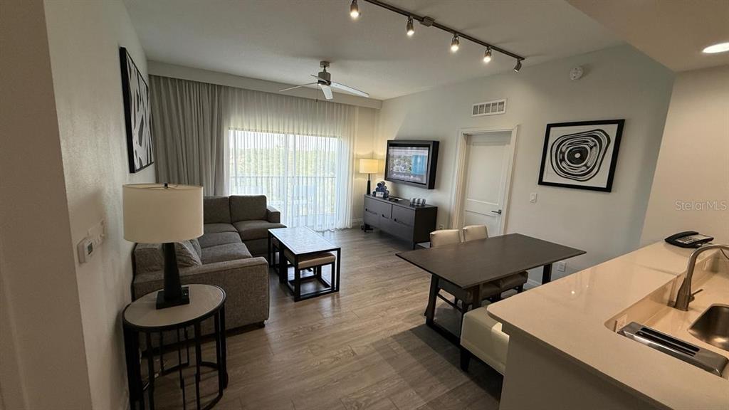 14501 Grove Resort Ave #3429 main architectural view