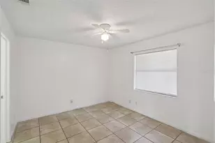 4225 NE 25th Ave, Ocala, FL 34479 - Photo 9