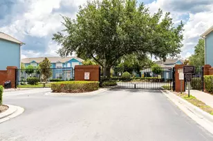 425 Wilton Cir, Sanford, FL 32773 - Photo 17