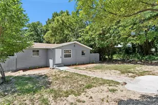 8 W Ella J Gilmore St, Apopka, FL 32703 - Photo 3